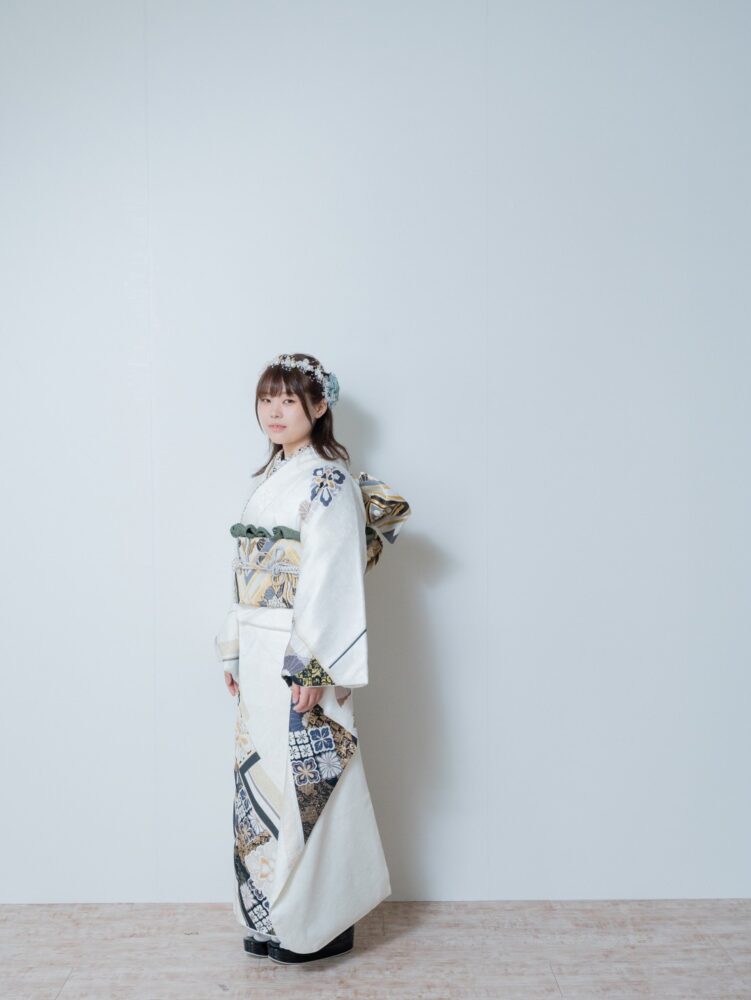 WHITE　×　BLACK